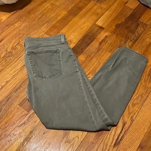 Gap super skinny ankle jeans!